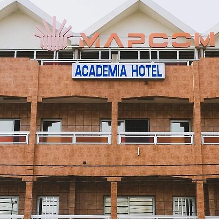 Academia Hôtel Lomé Exterior foto